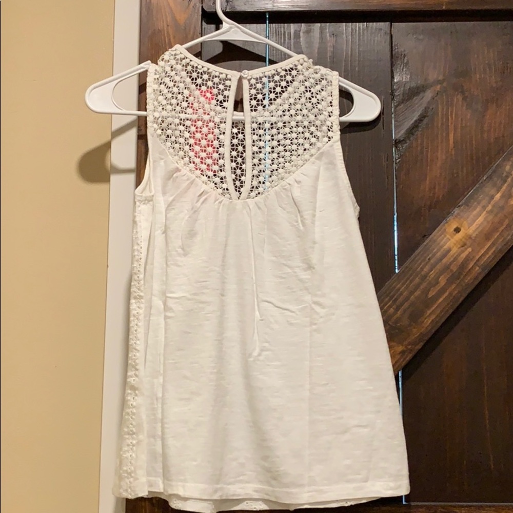 COPY - NWT…Lilly Pulitzer Aberdeen top - Picture 2 of 5